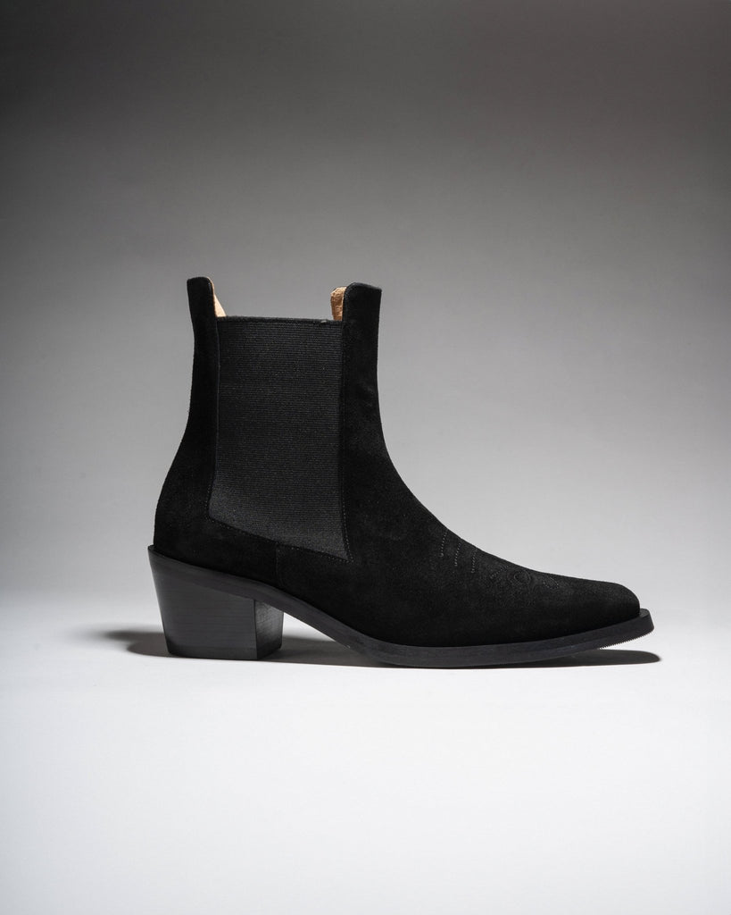 ARUJU Black suede Chelsea Boot - LAX