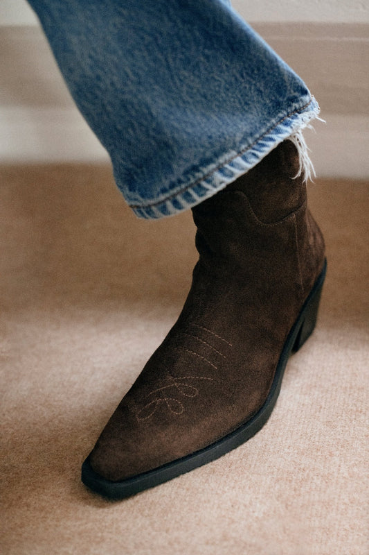 ARUJU Brown suede - LAX