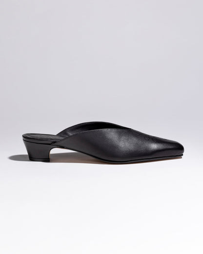 ARUJU SLIPERRS MULES Black - LAX