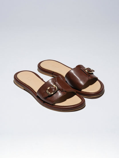 PARDES slides cognac SAMPLE - LAX