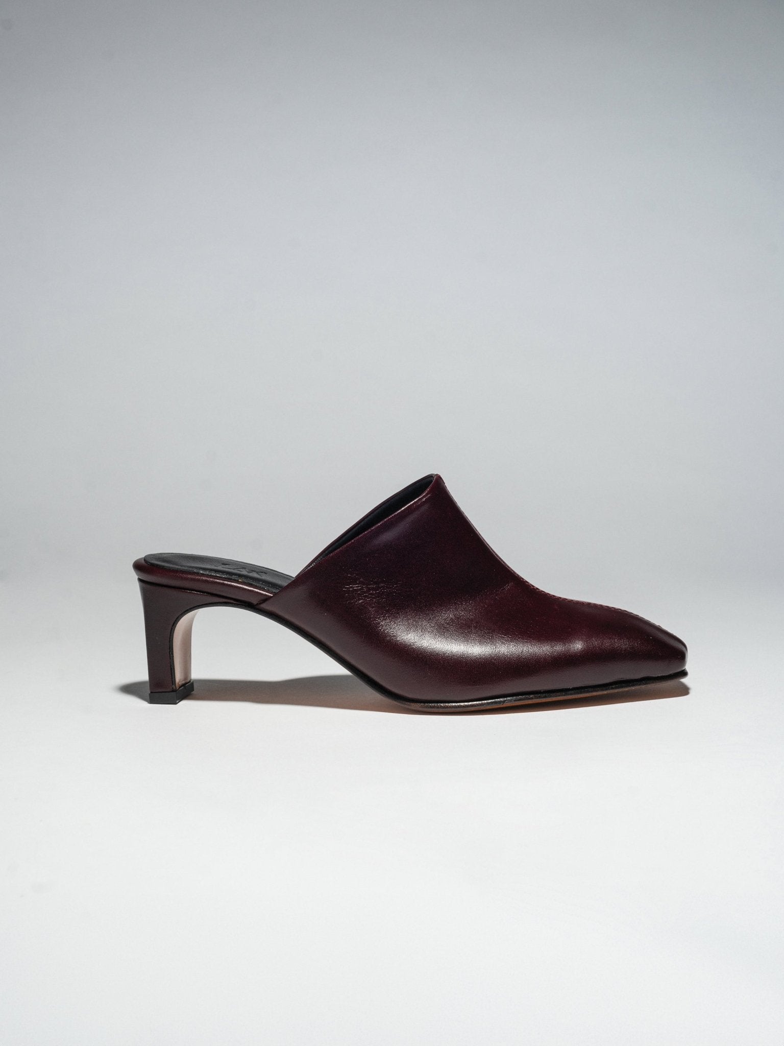 PIAF Mules Plum - LAX