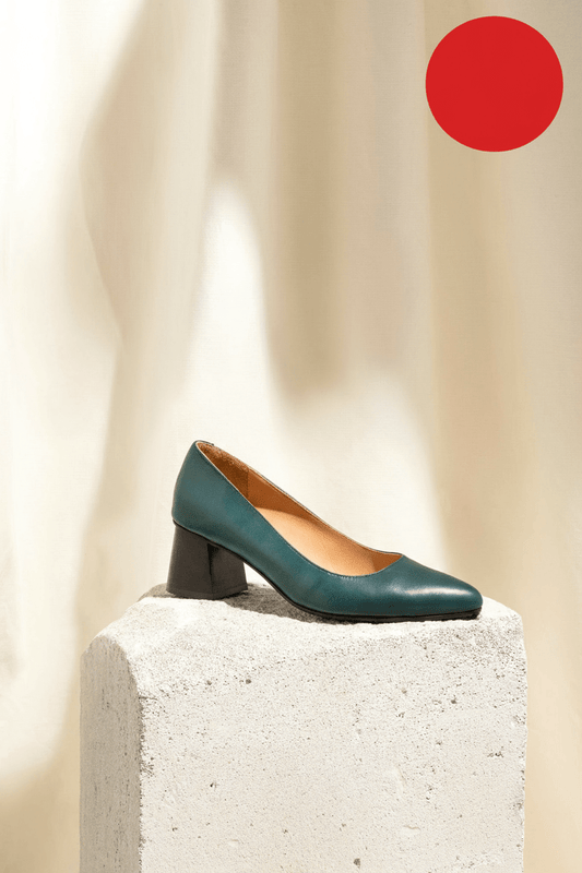RED DOT - DANIKA PUMPS Teal - LAX