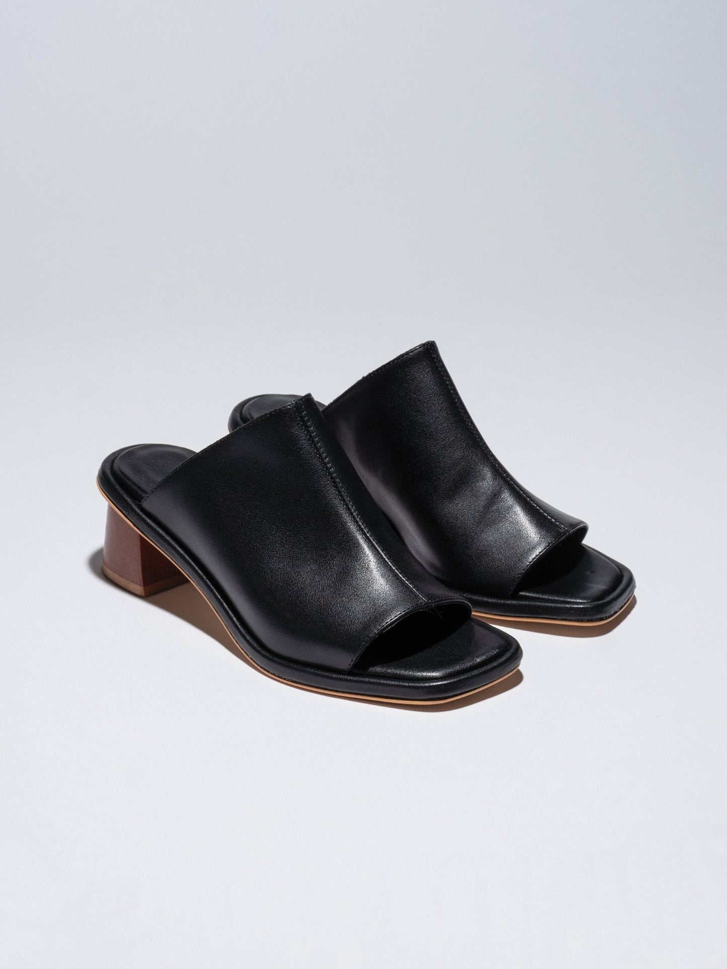 TERRA MULES BLACK - LAX