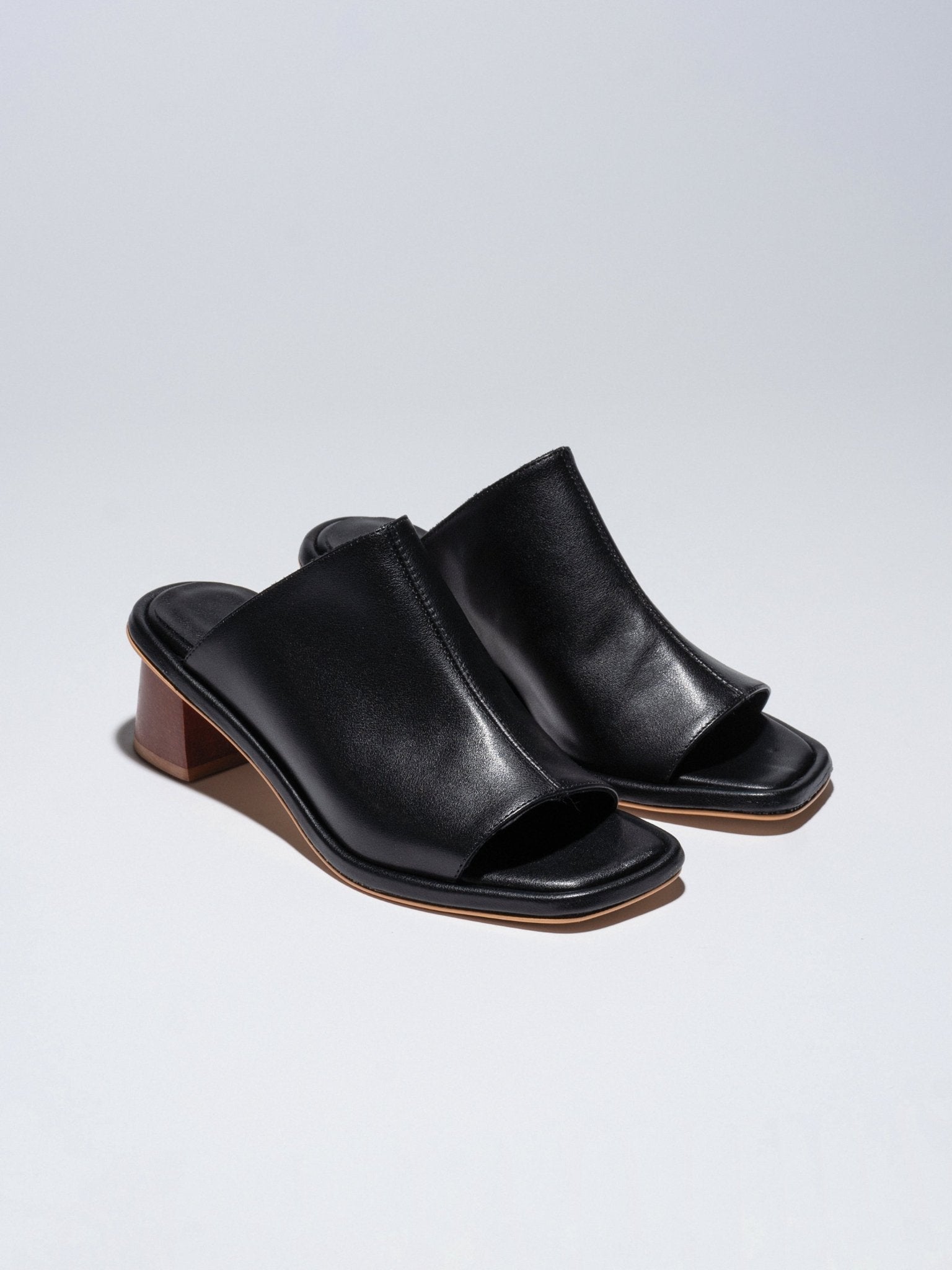 TERRA MULES BLACK - LAX